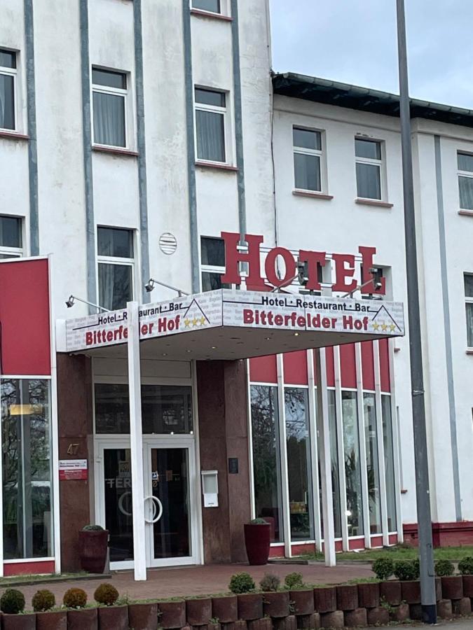 Hotel Bitterfelder Hof Extérieur photo